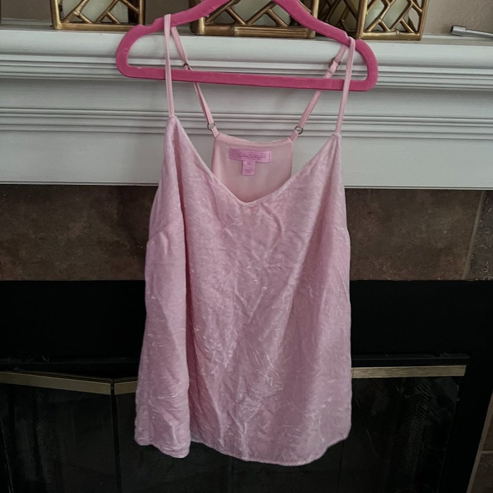 Size XS Lilly Pulitzer Light Pink Crushed Velvet Top